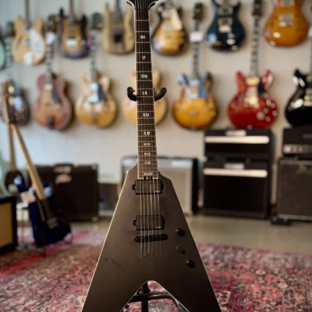 Schecter V-1 SLS Elite Evil Twin - Satin Black